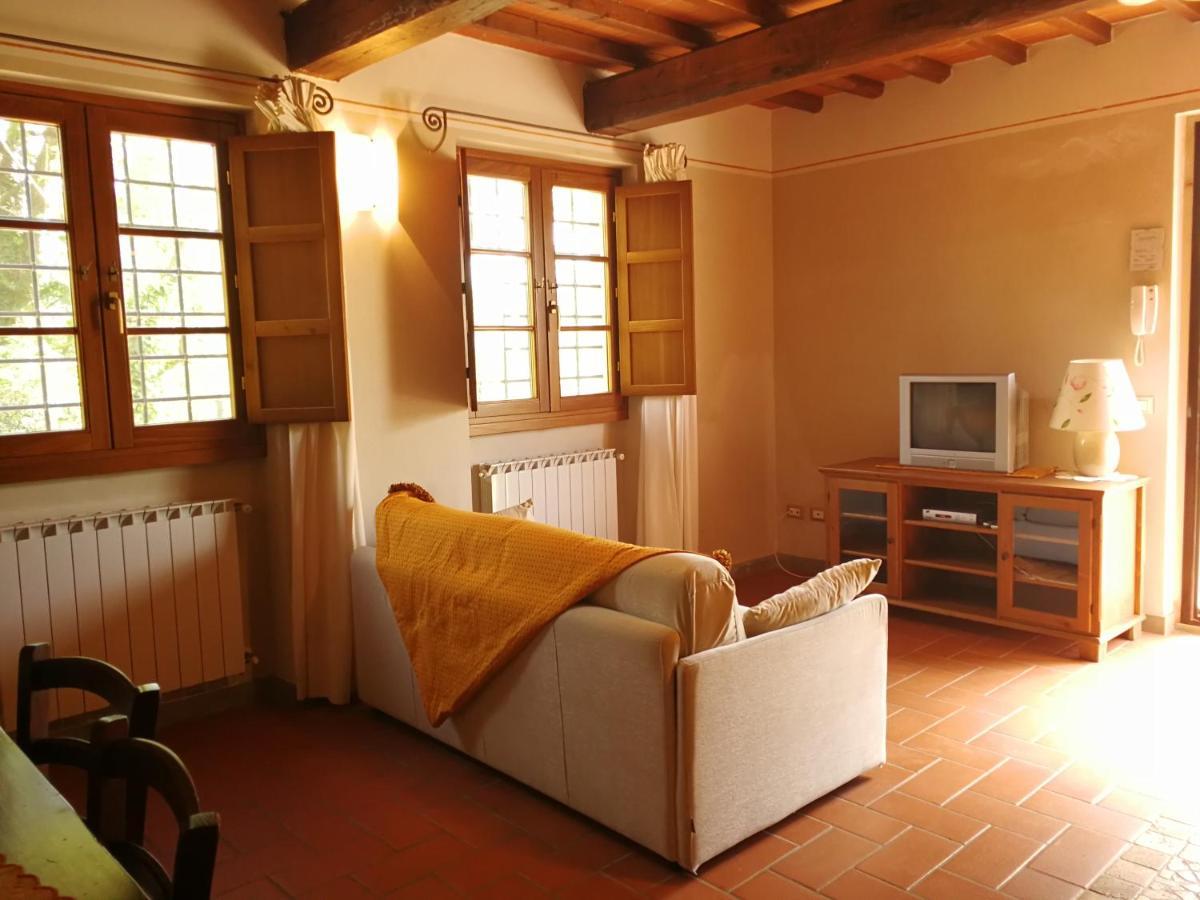 Residence Il Poggiolino Montecarelli ภายนอก รูปภาพ